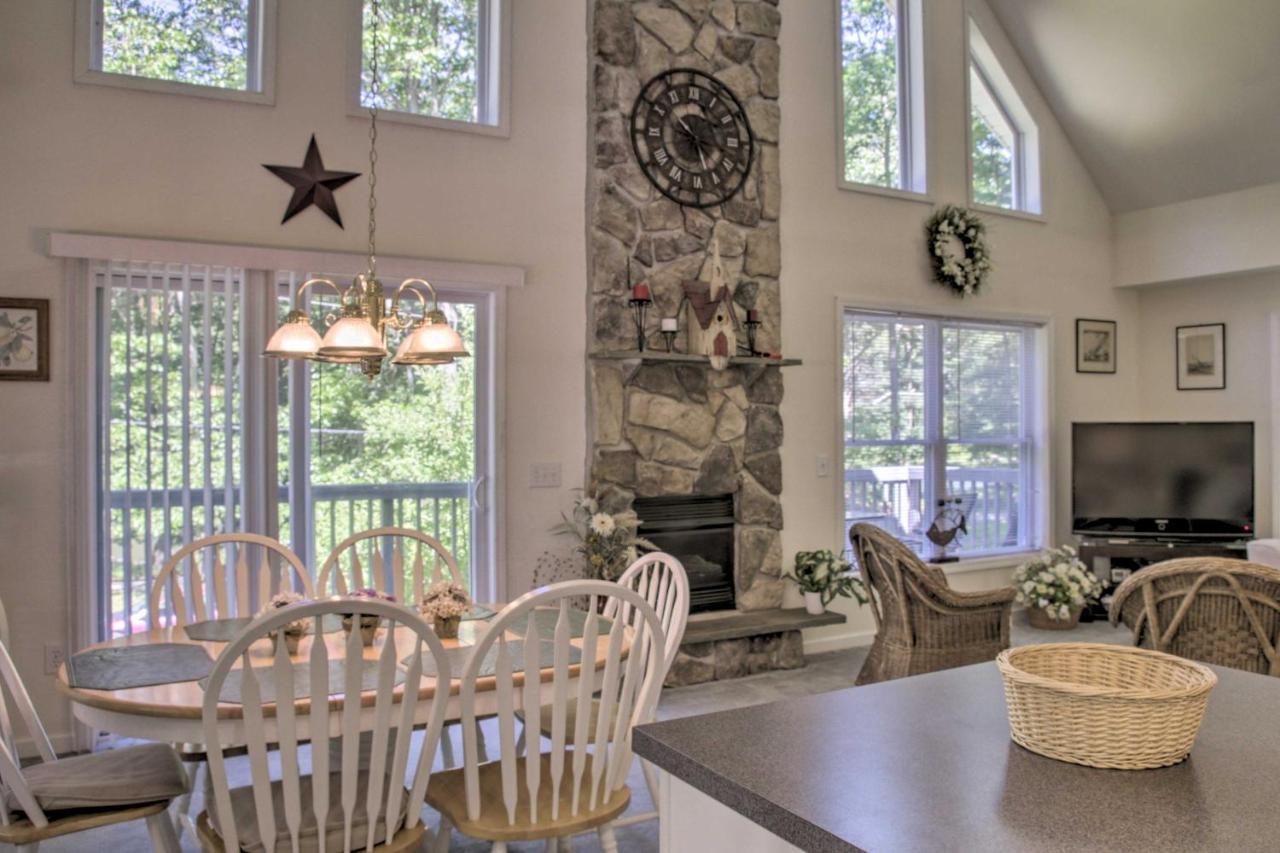 Spacious Home With Deck, Grill And Delaware River View Callicoon Exterior photo